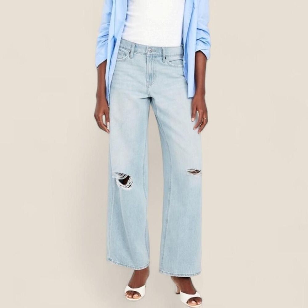 Old Navy light wash Mid rise Baggy Wide Leg "Maria Destroy" jeans | size 2